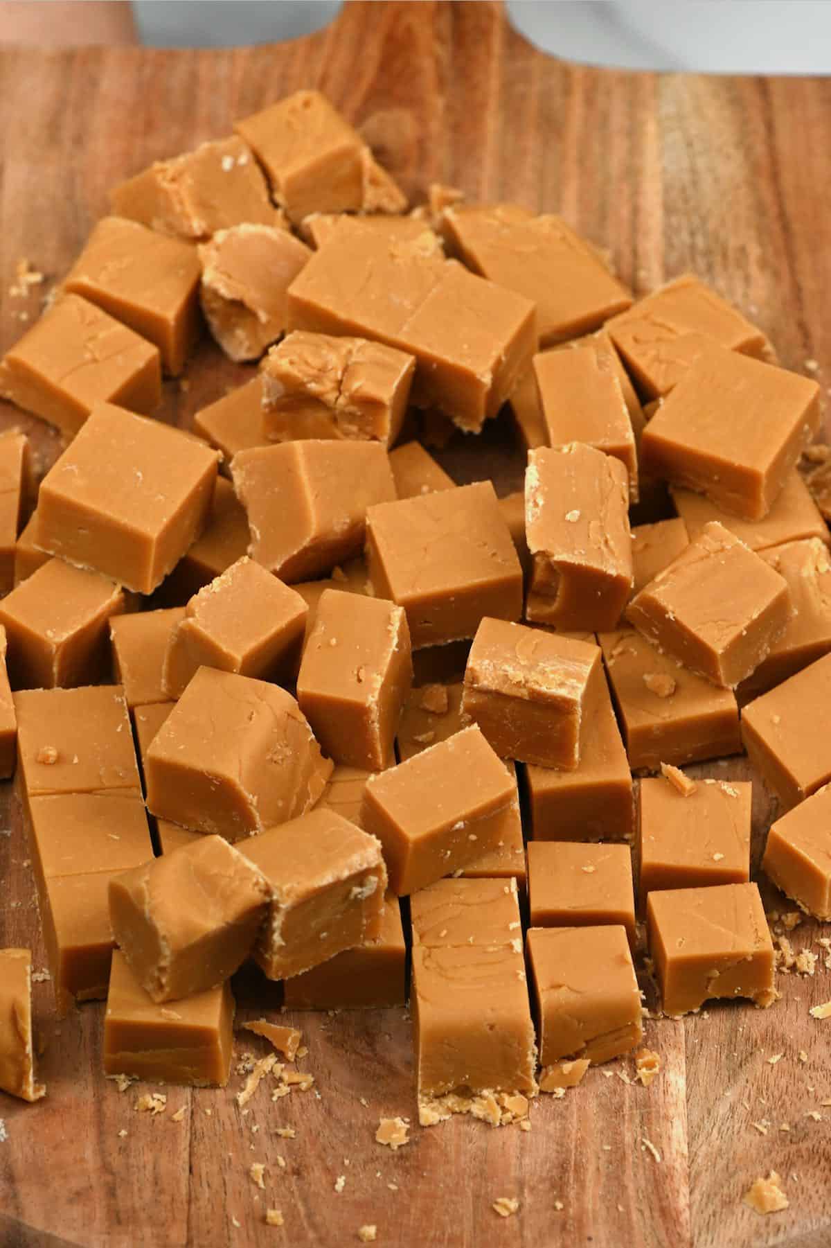 Easy Homemade Caramel Fudge Alphafoodie