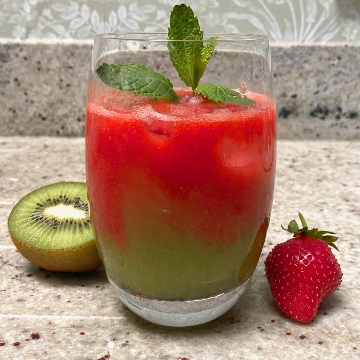 Strawberry Kiwi Juice Cheapest Selling, Save 64 jlcatj.gob.mx