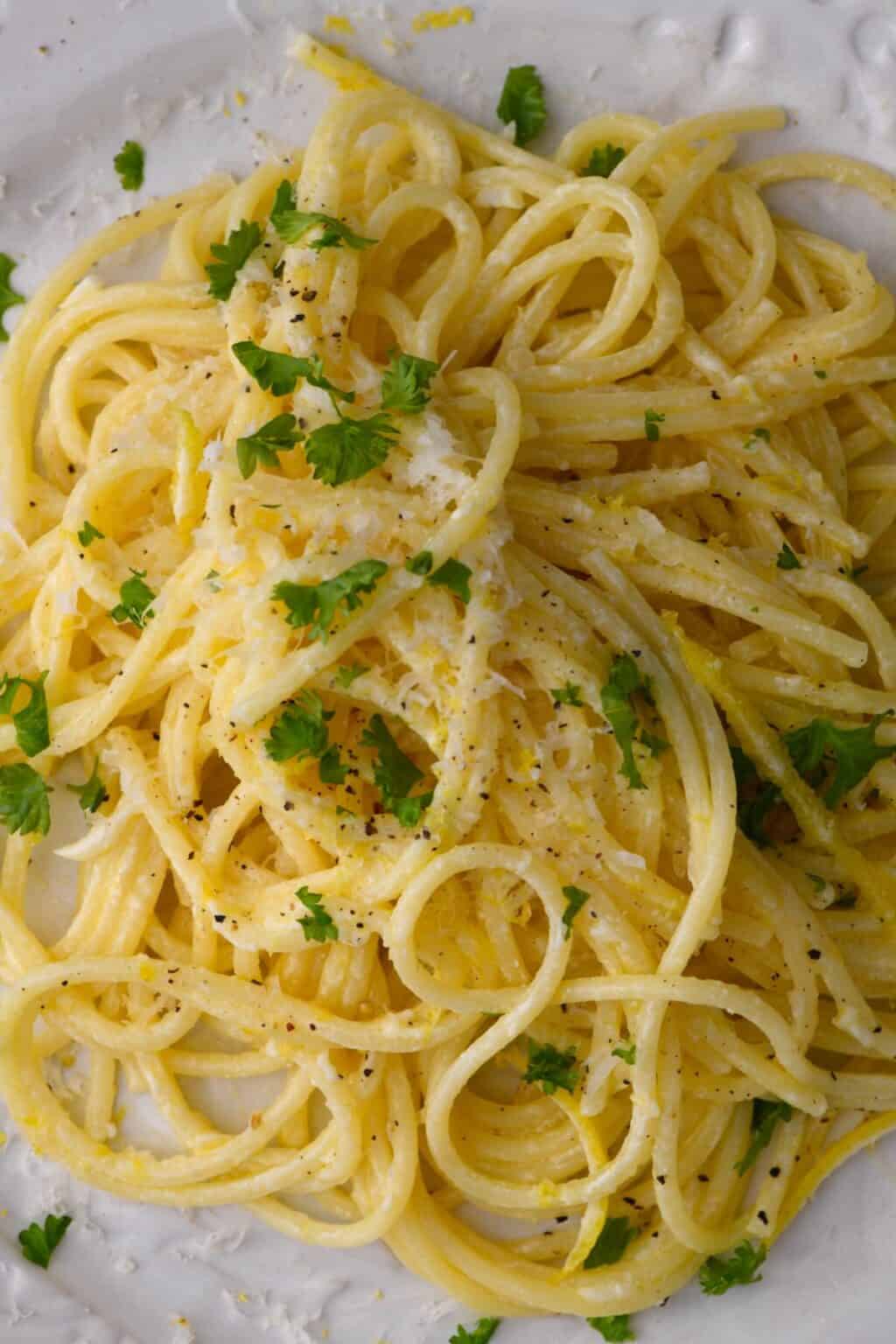 Easy Garlic Lemon Pasta (Pasta al Limone) Alphafoodie