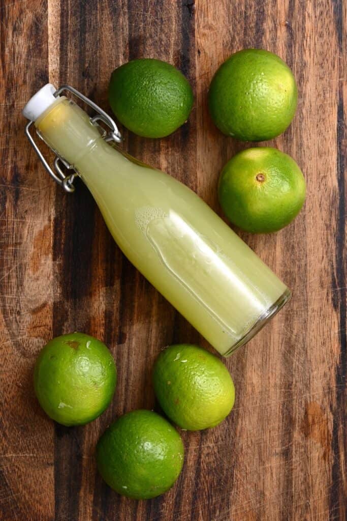 How to Juice a Lime (6 Methods With + Without Juicer + Freeze it