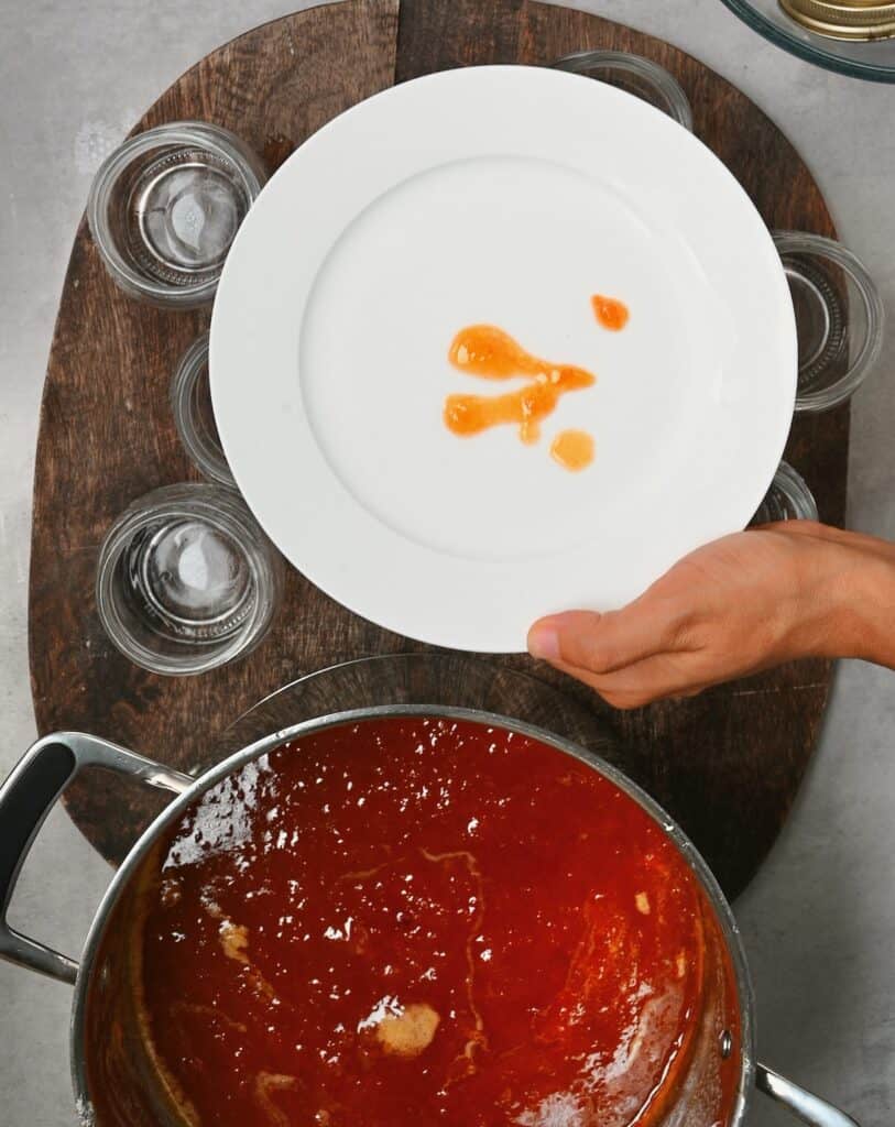 Easy Apricot Jam Recipe (No Pectin Required) Alphafoodie