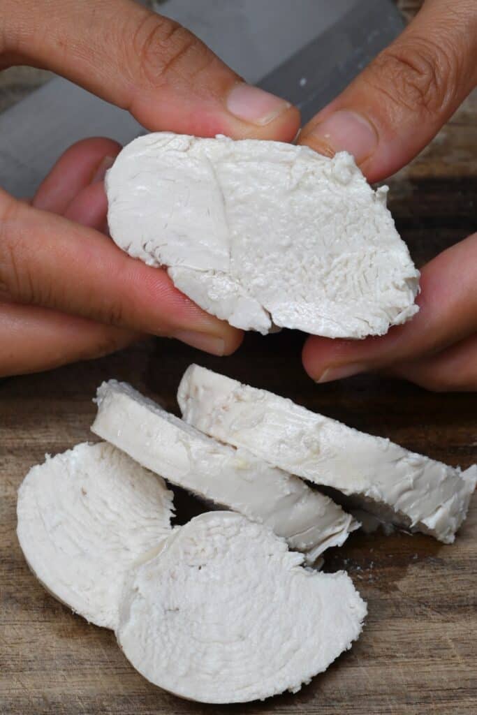 How to Boil Chicken Breasts (Smell Free Method!) Alphafoodie