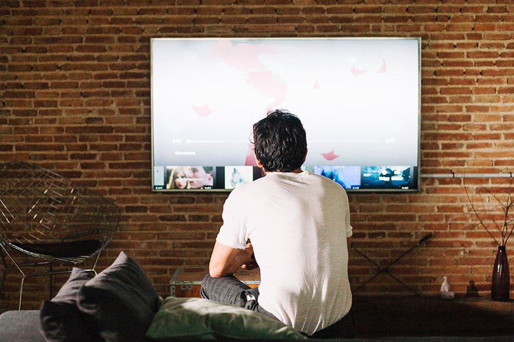 Use a live streaming service · 3. Can I Watch Cable On A Roku Tv