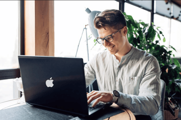 How to Zoom Out on a Mac - Vimarsana News