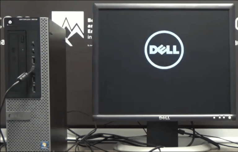 How to Use 2 Computers Within One Monitor