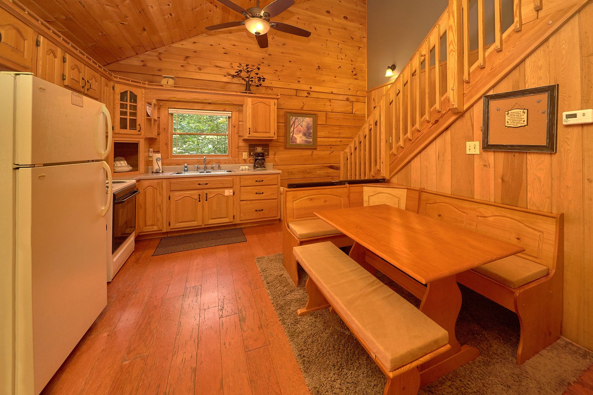 NATURES HIDEAWAY 2 bedroom Cabin in Sevierville Alpine Chalet Rentals