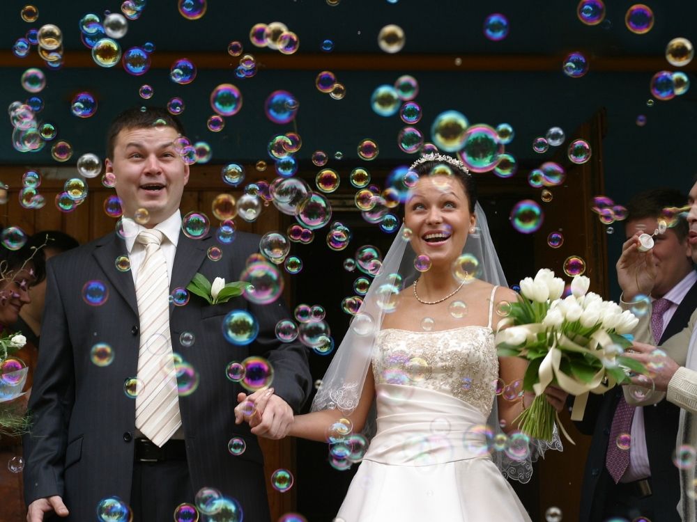 Bubble Machine Rental Dubai UAE Bubble Machine For Party