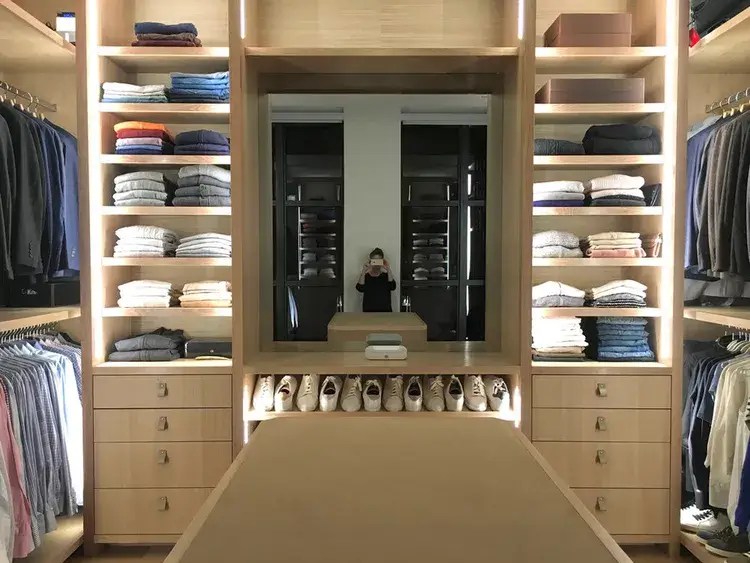 أفكار تصميم غرفة ملابس داخل غرفة النوم 2024