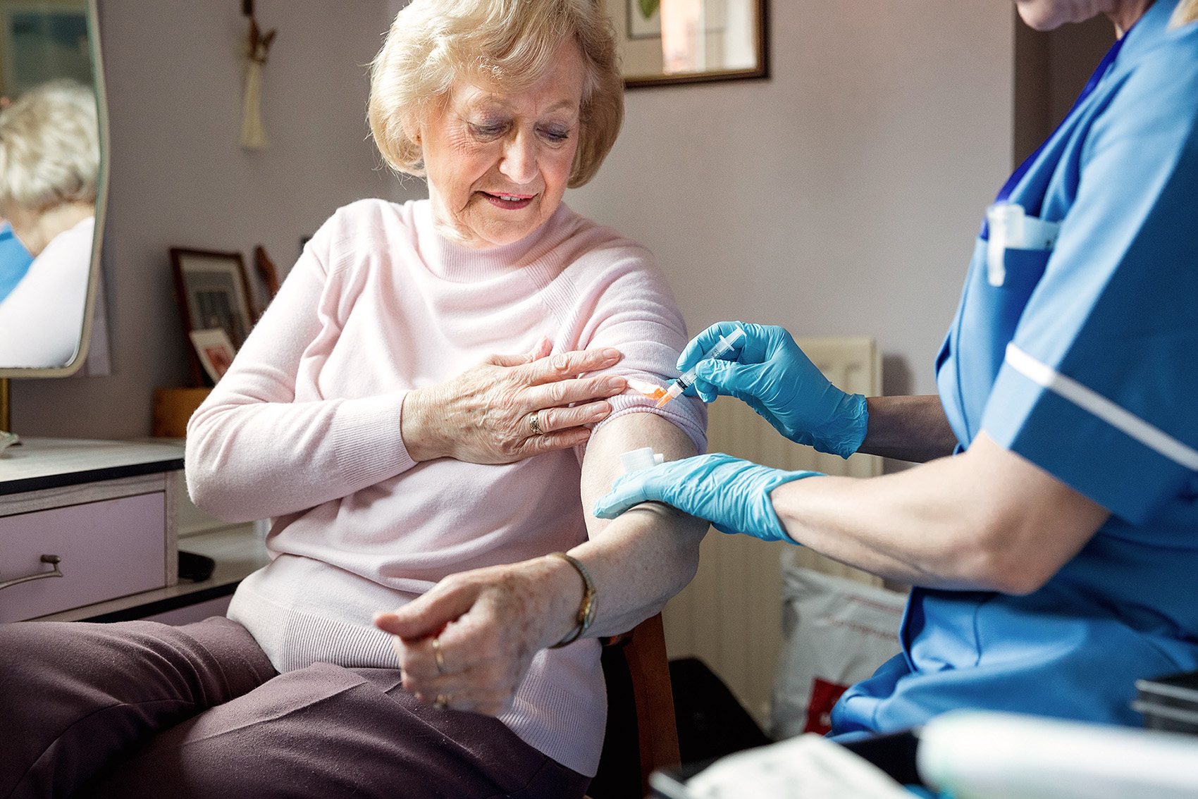Is It Safe To Get The Flu Shot And The Pneumonia Shot At