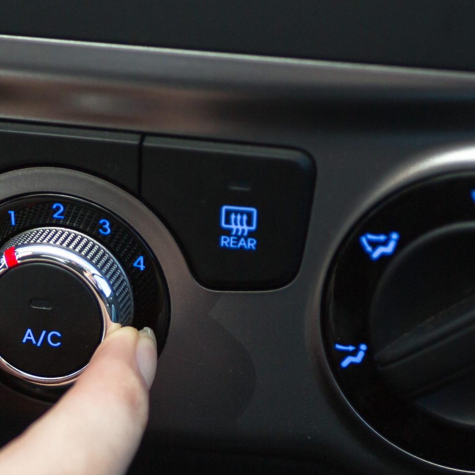 What the Buttons on your Car’s Air Conditioning System Actually Do