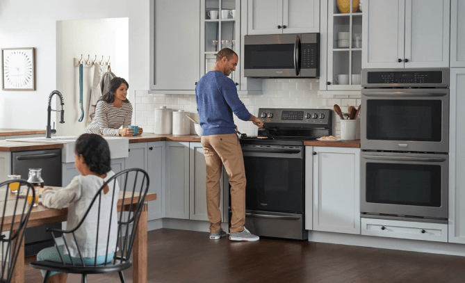 Frigidaire Appliance Repair 🛠 Near Me Surrey, Coquitlam, Burnaby