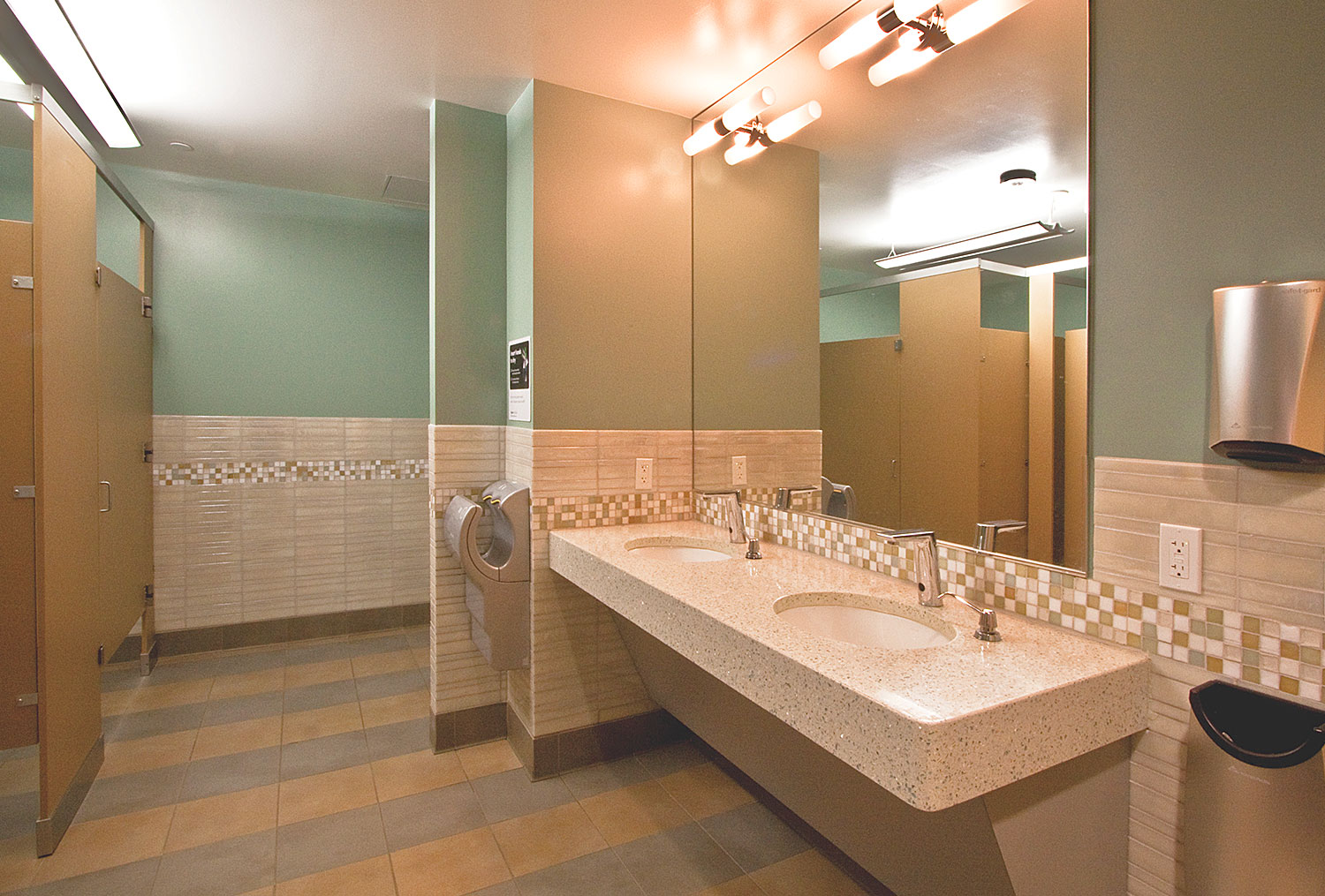 Amato Architecture LA Firemens' Credit Union Office Renovation
