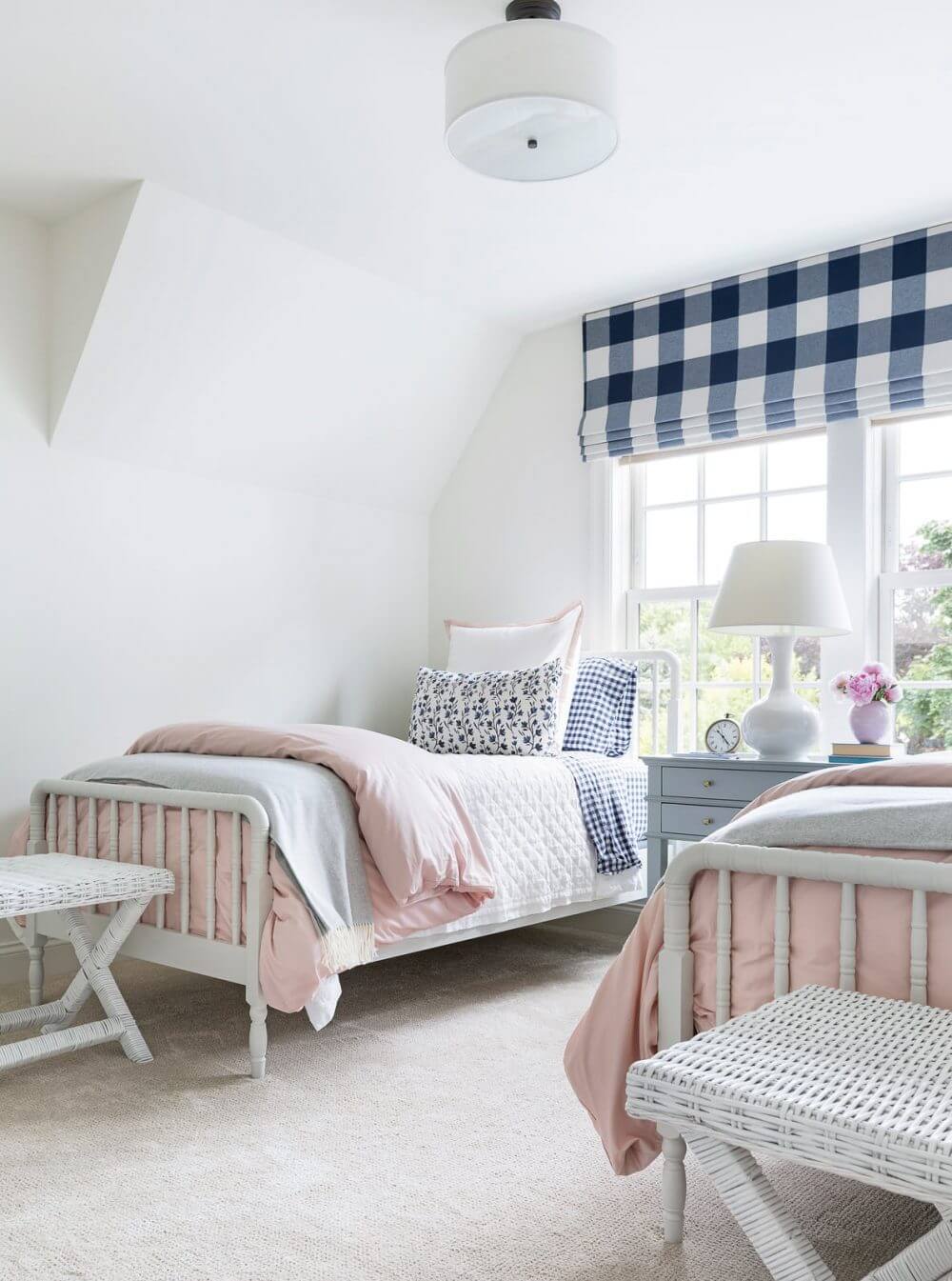 Gingham Bedroom Decorating Ideas