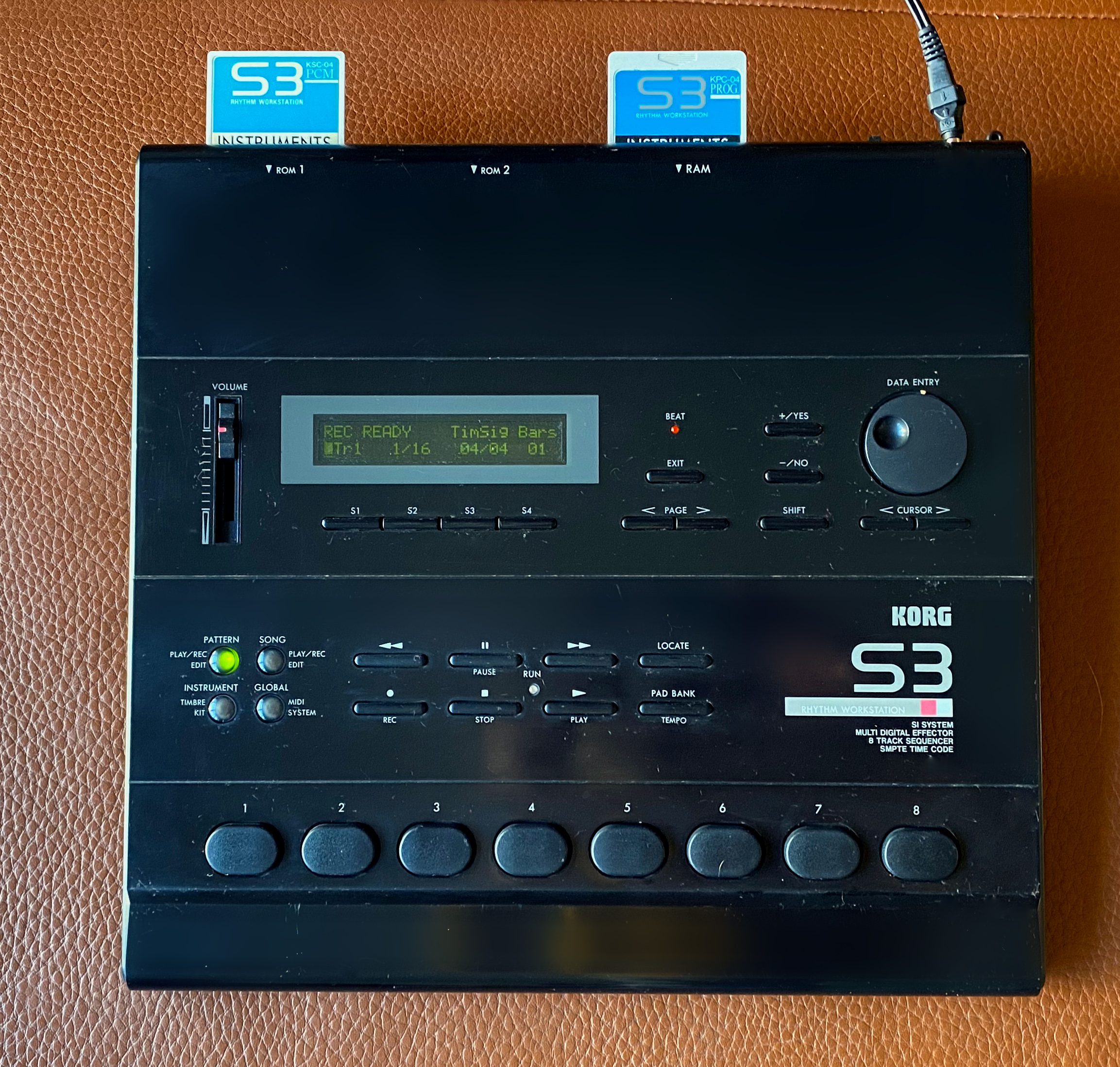 Black Box S3 & Sequencer (1991) AMAZONA.de