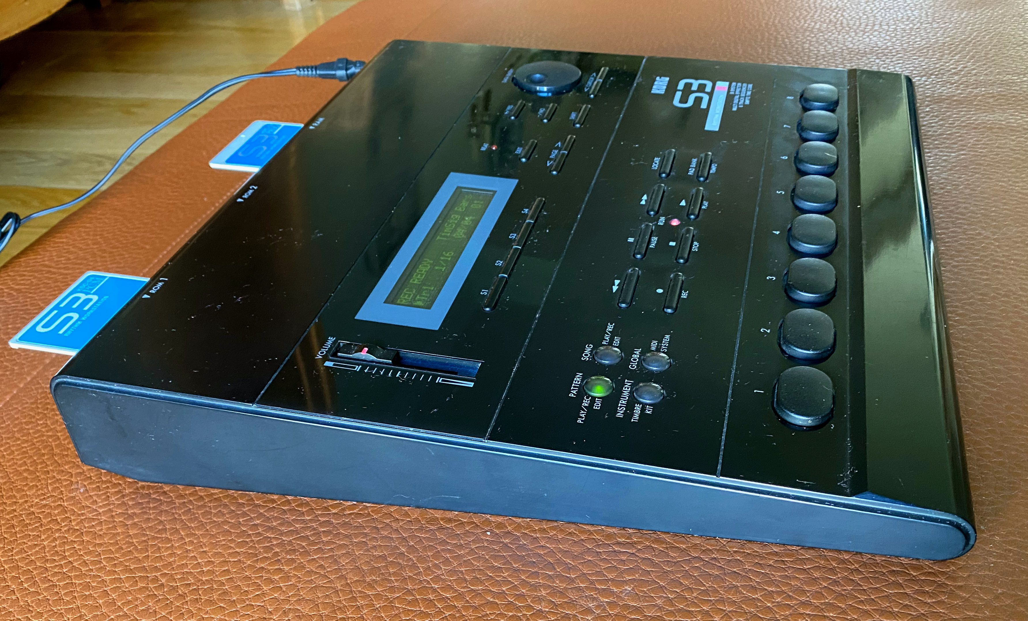 Black Box S3 & Sequencer (1991) AMAZONA.de