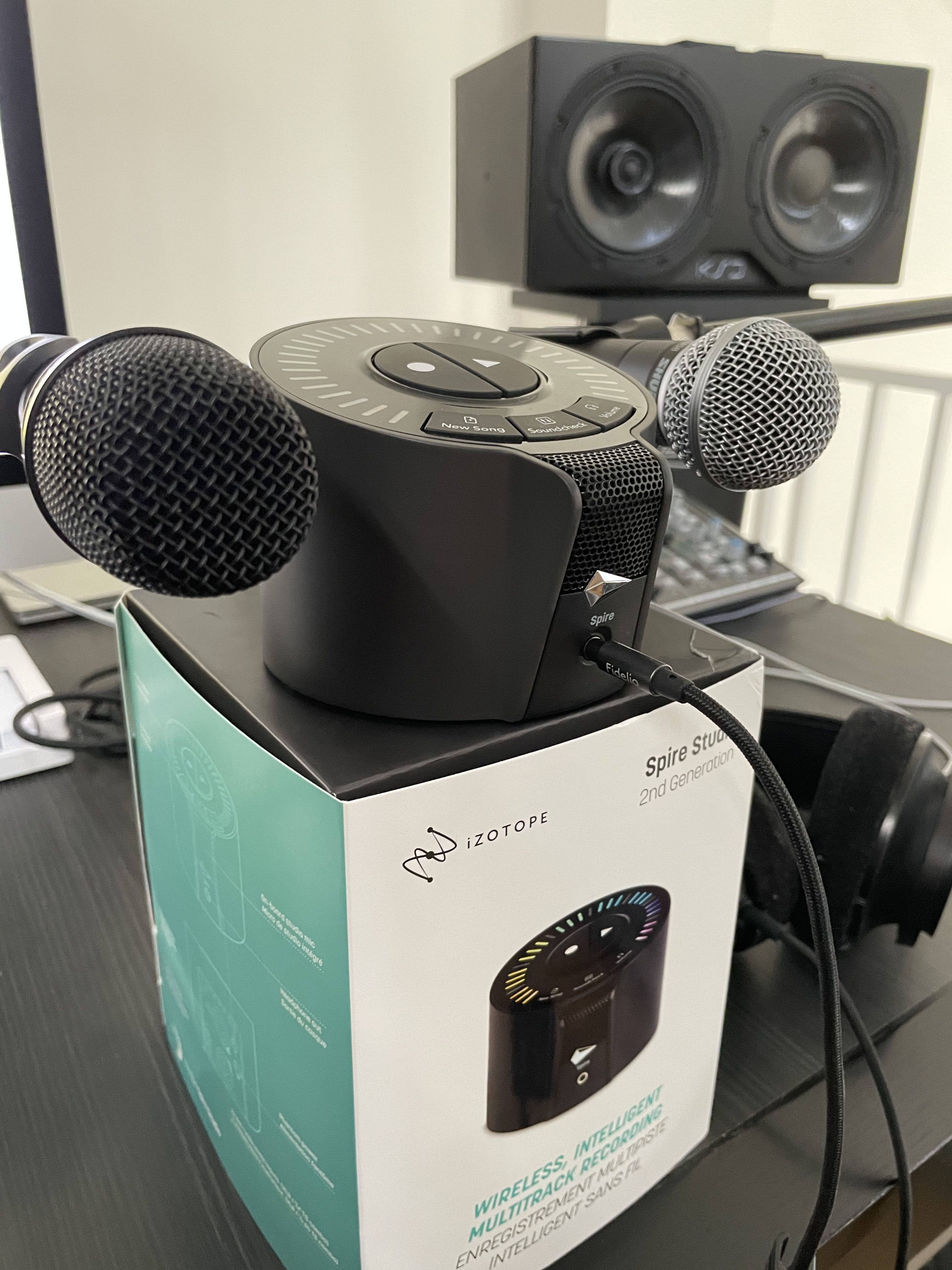 Test iZotope Spire Studio 2nd Generation, Mobiler Recorder AMAZONA.de