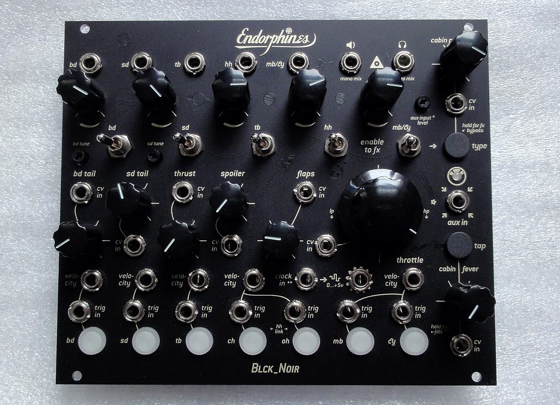 Test Endorphin.es Blck Noir, Eurorack Drummodul AMAZONA.de