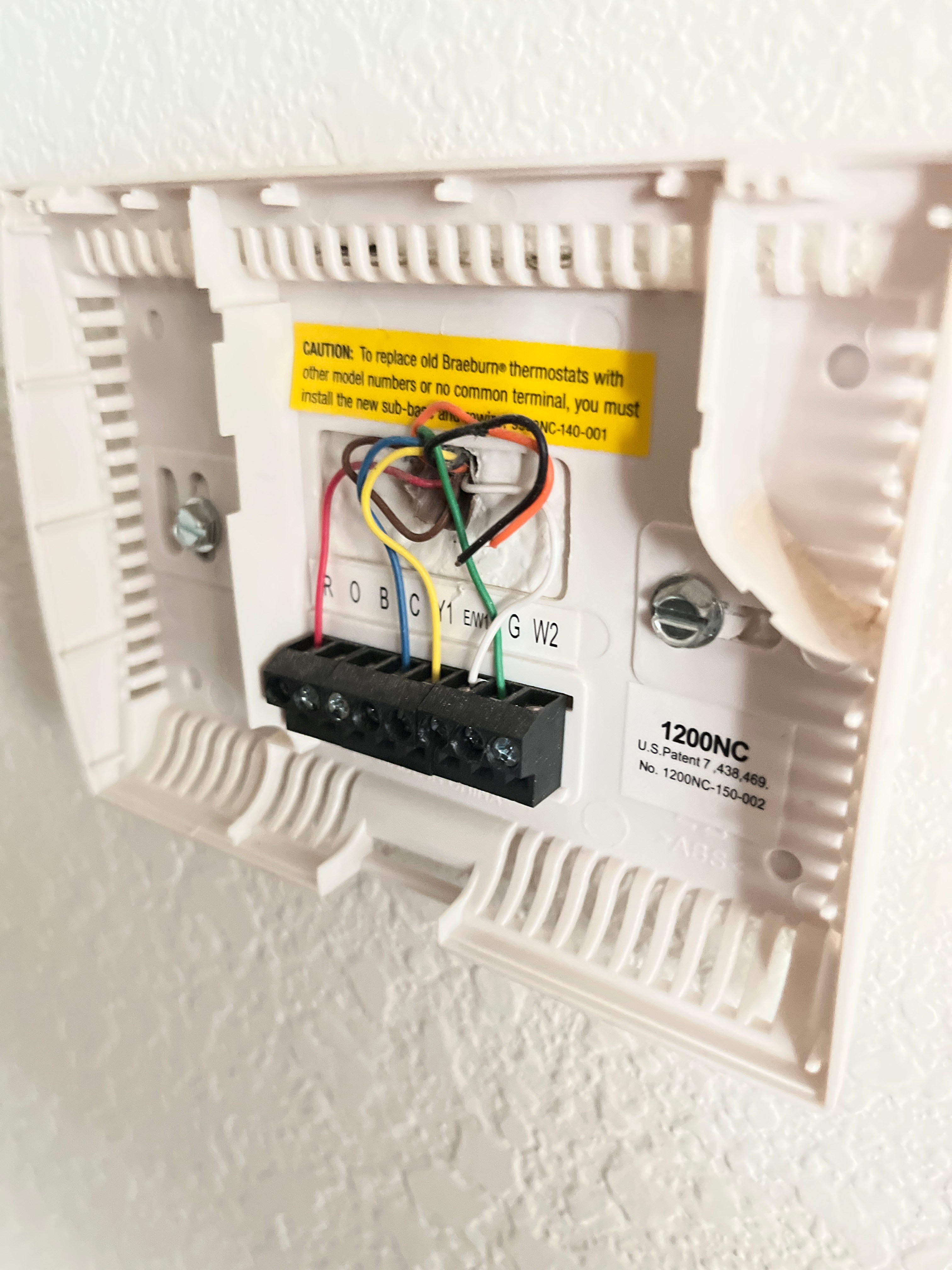 Incorrect Wiring? E/W1 wire connection/AC works, heat does not.