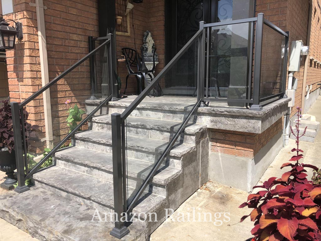 Outdoor Glass Railings for Stair, Deck, Balcony in Toronto