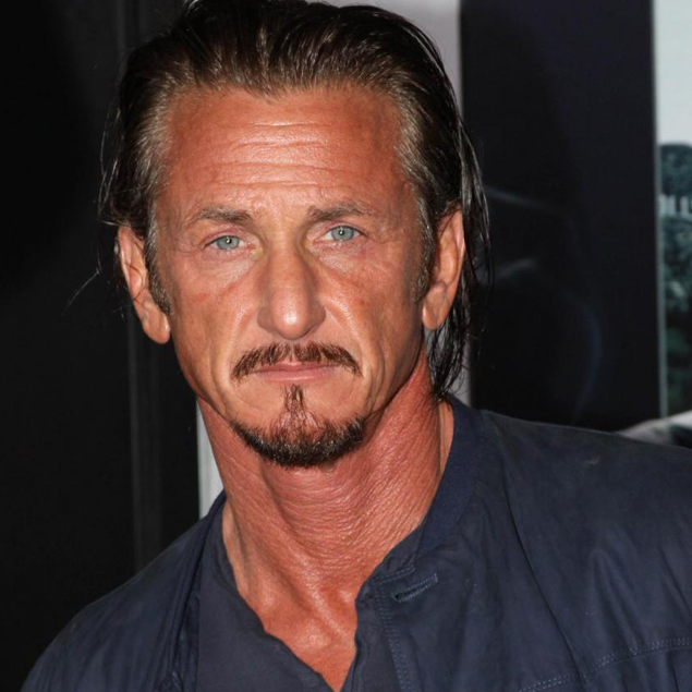 Il professore e il pazzo con Sean Penn è il film da vedere nel weekend
