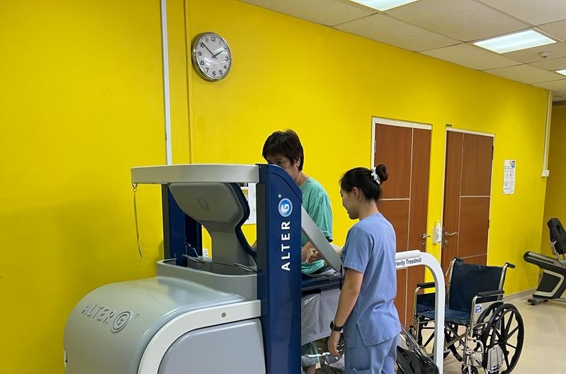 subacute Thye Hua Kwan Hospital