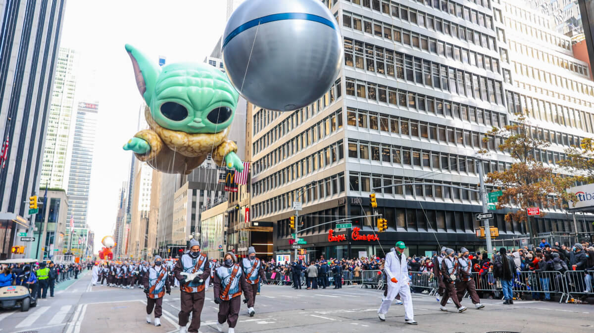 Macy’s Thanksgiving Day Parade 2022 When and where to watch, balloon and star lineup, and more