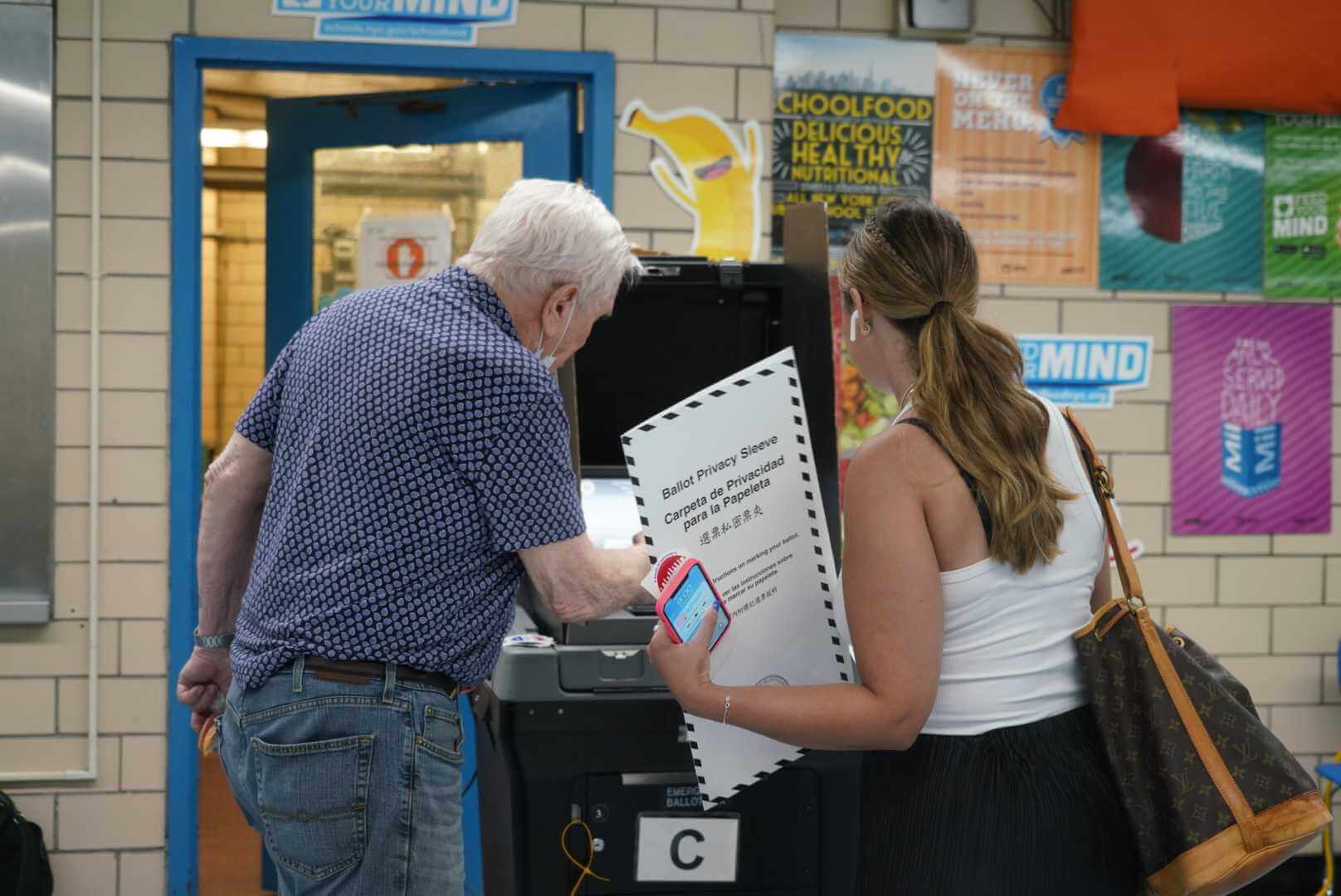 ‘Don’t boo, vote’ Here’s whose on the Manhattan midterm elections