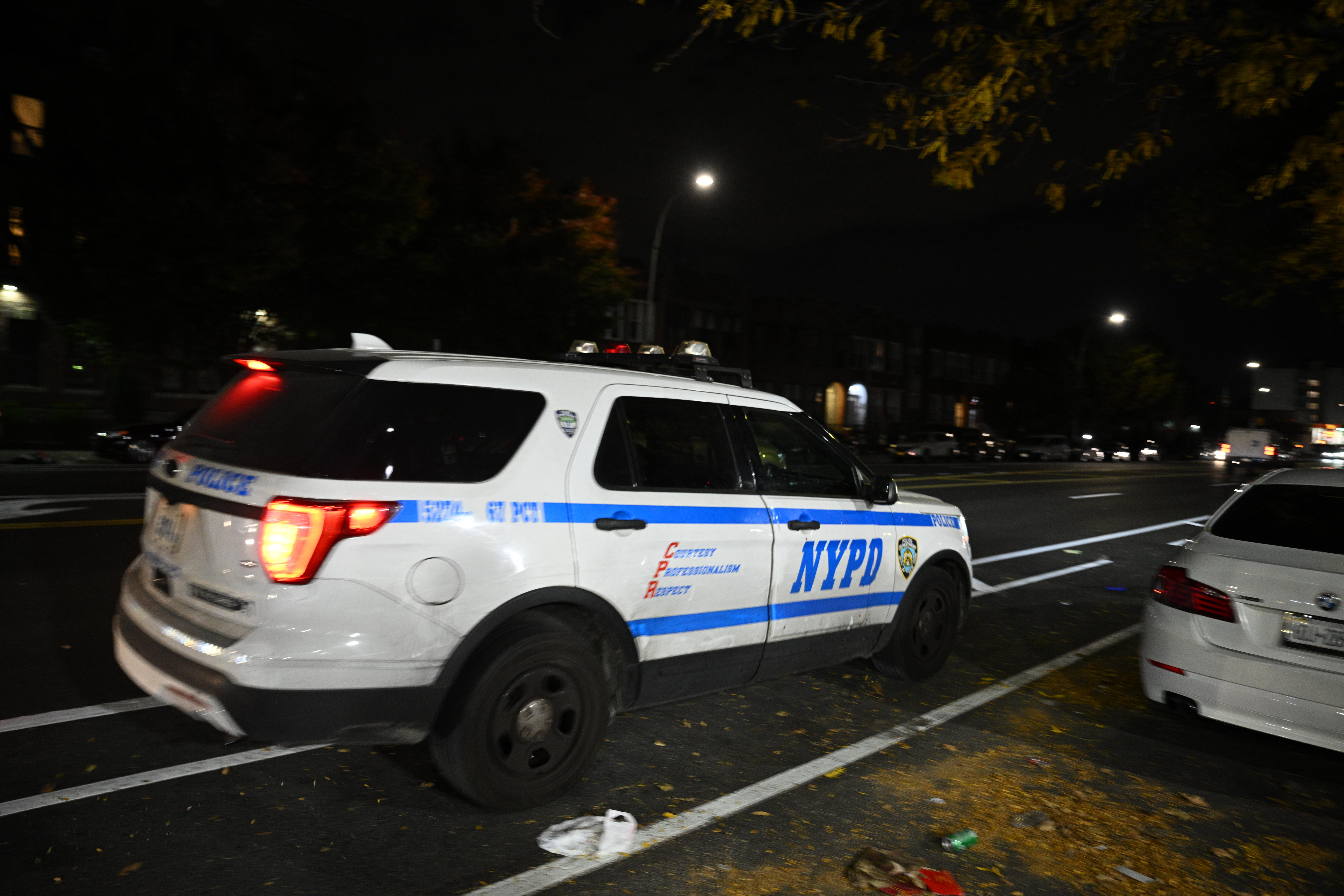 Man’s life claimed, woman wounded in Cross Bronx Expressway shooting