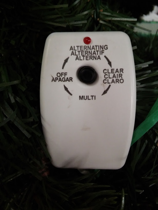 Wimberley Christmas Lights 9′ Wimberly Spruce QuickSet Christmas Tree w/700 ColorChoice LED