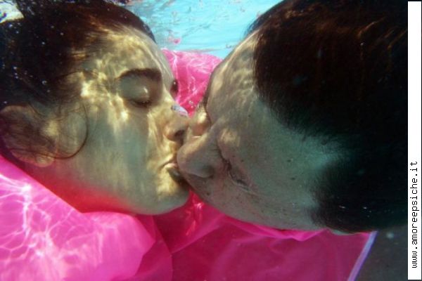 Il Bacio più dolce e lungo del Mondo!