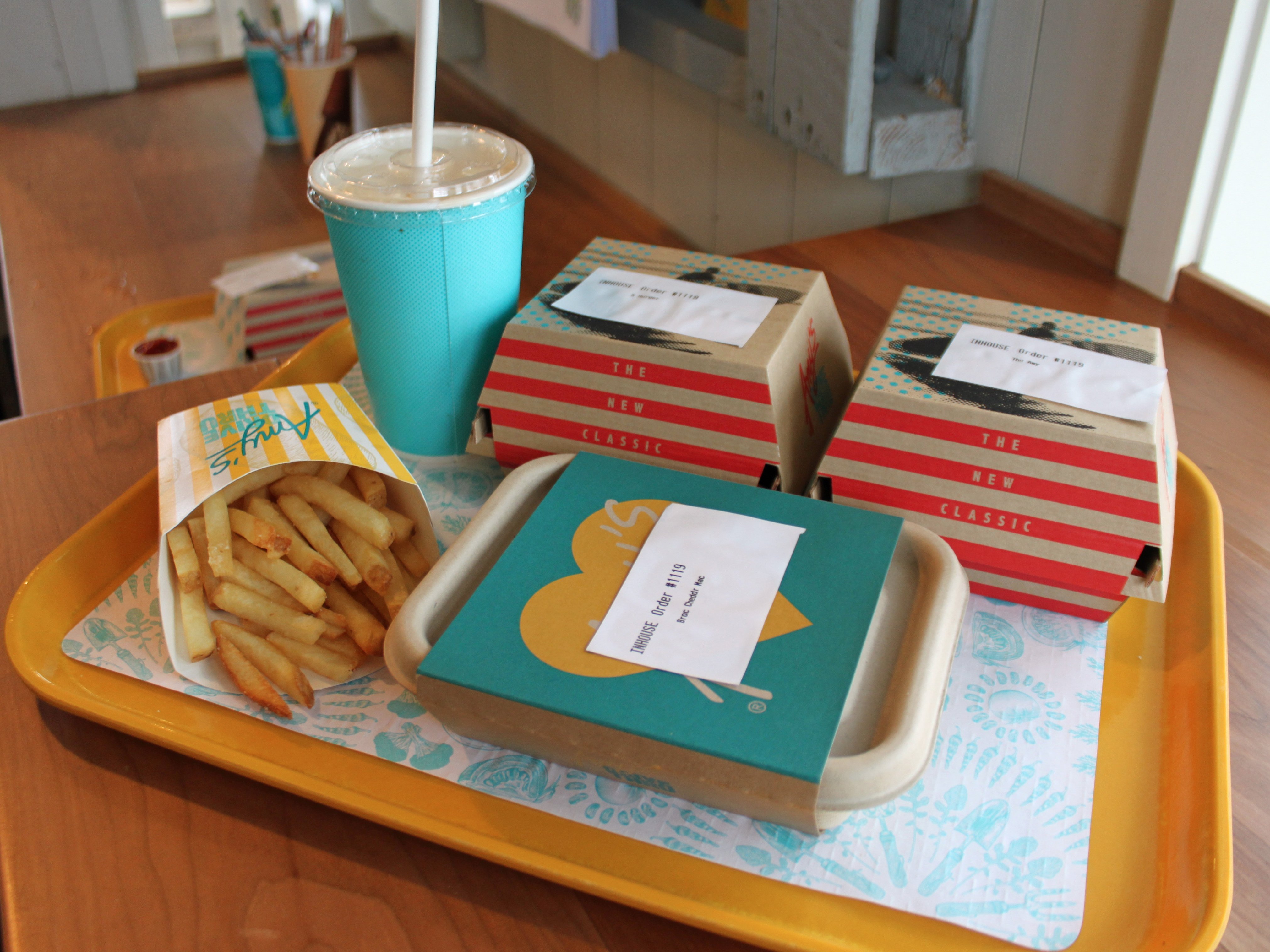 Place With Drive Thru Fast Food Near Me