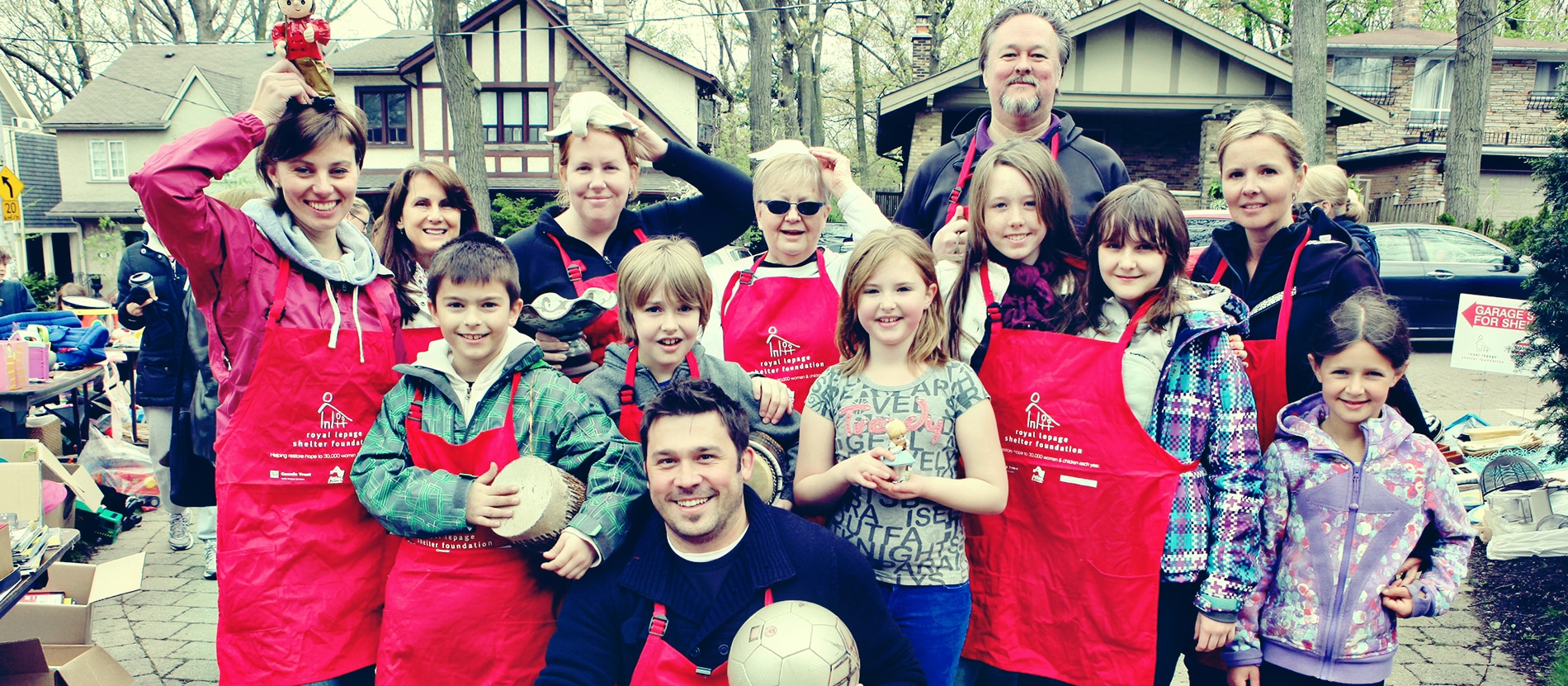 Socially Distanced Garage Sale for the Red Door Family Shelter Amy