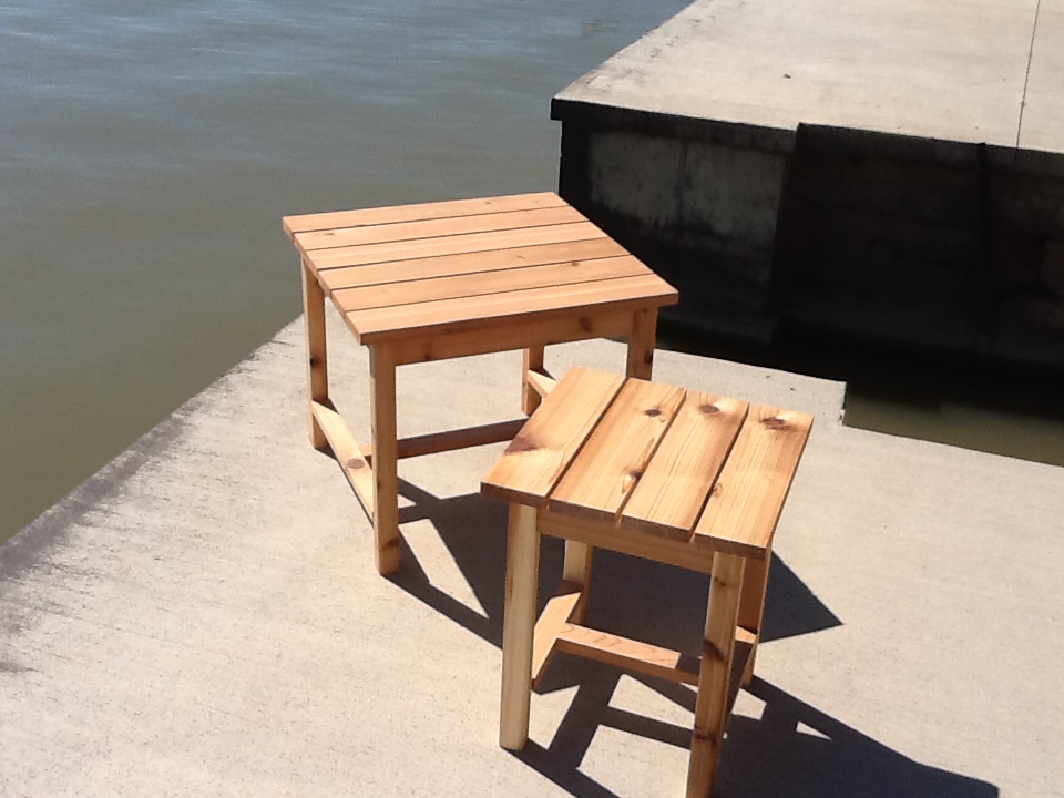 Ana White Adirondack Stools / End Tables DIY Projects