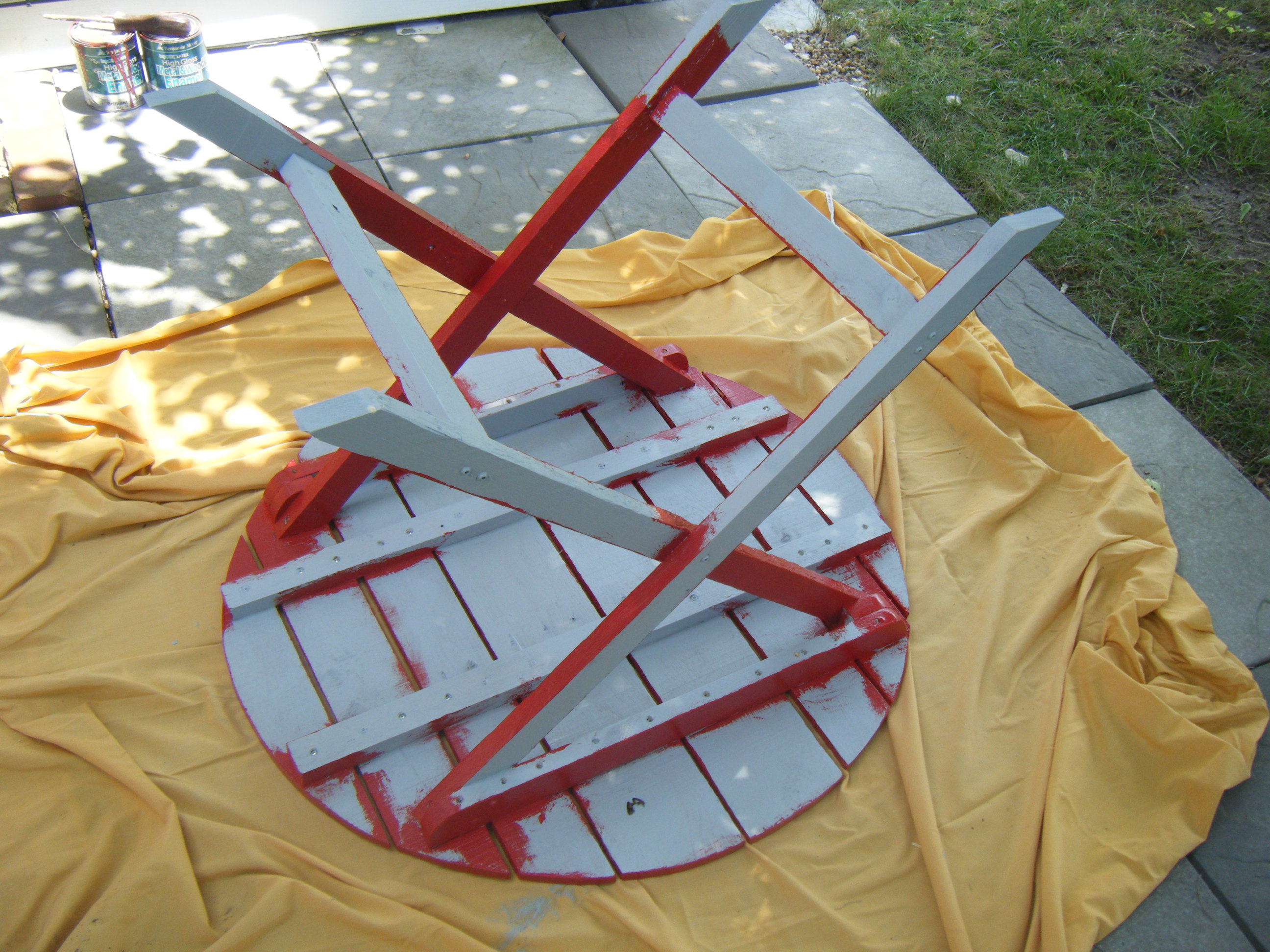 Ana White Adirondack side table using recycled pallet wood DIY
