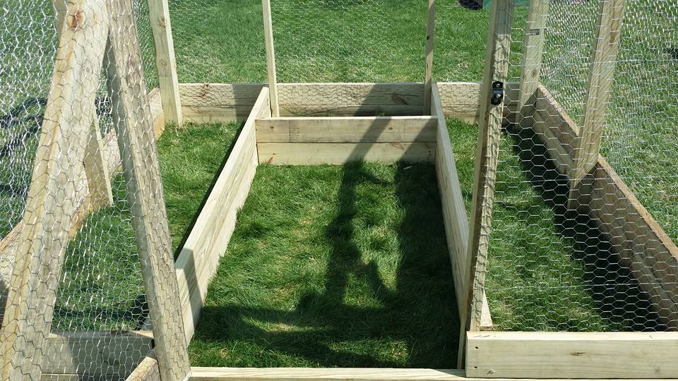Garden Enclosure Ana White