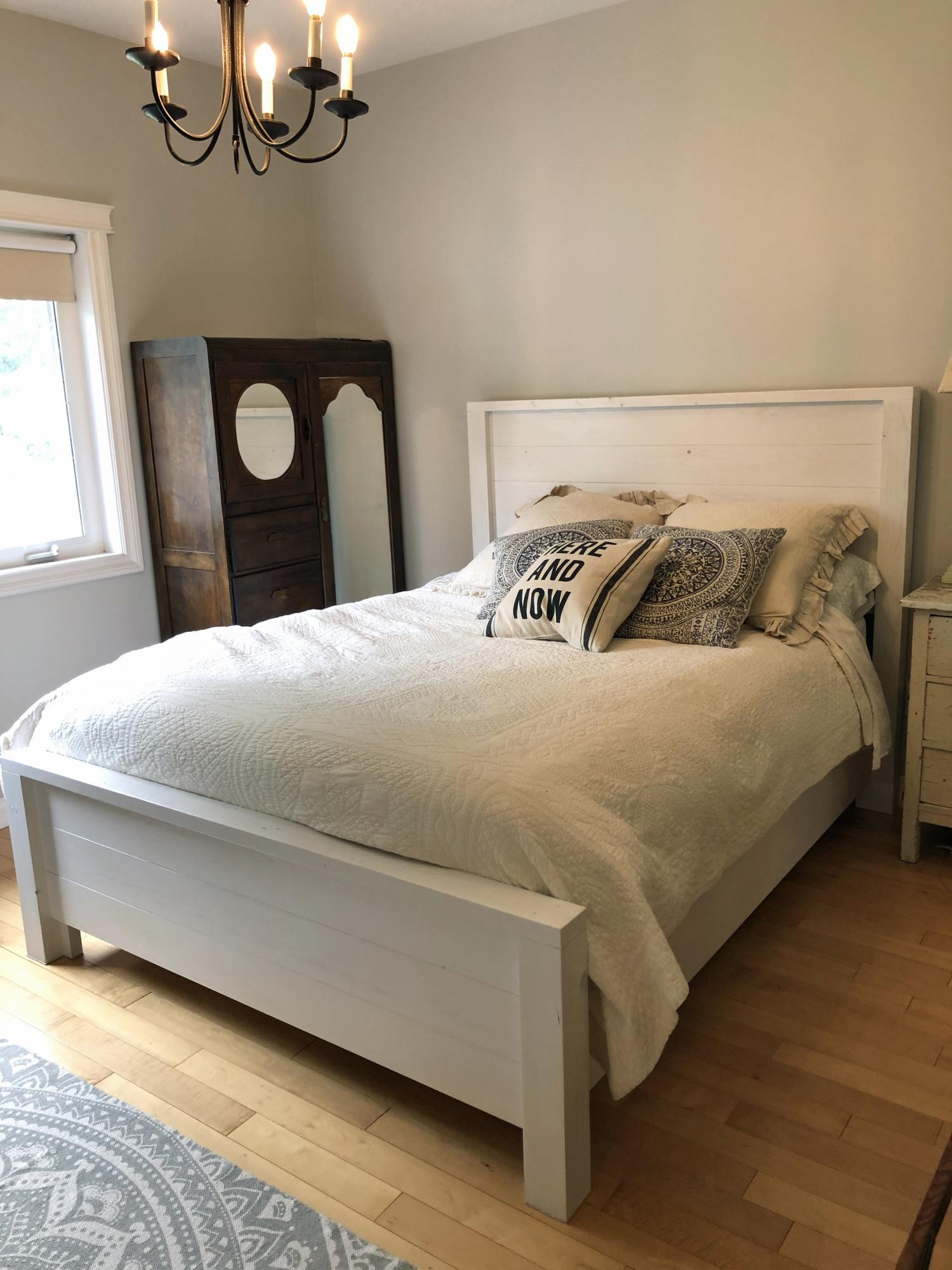 Farmhouse Queen Bed Ana White