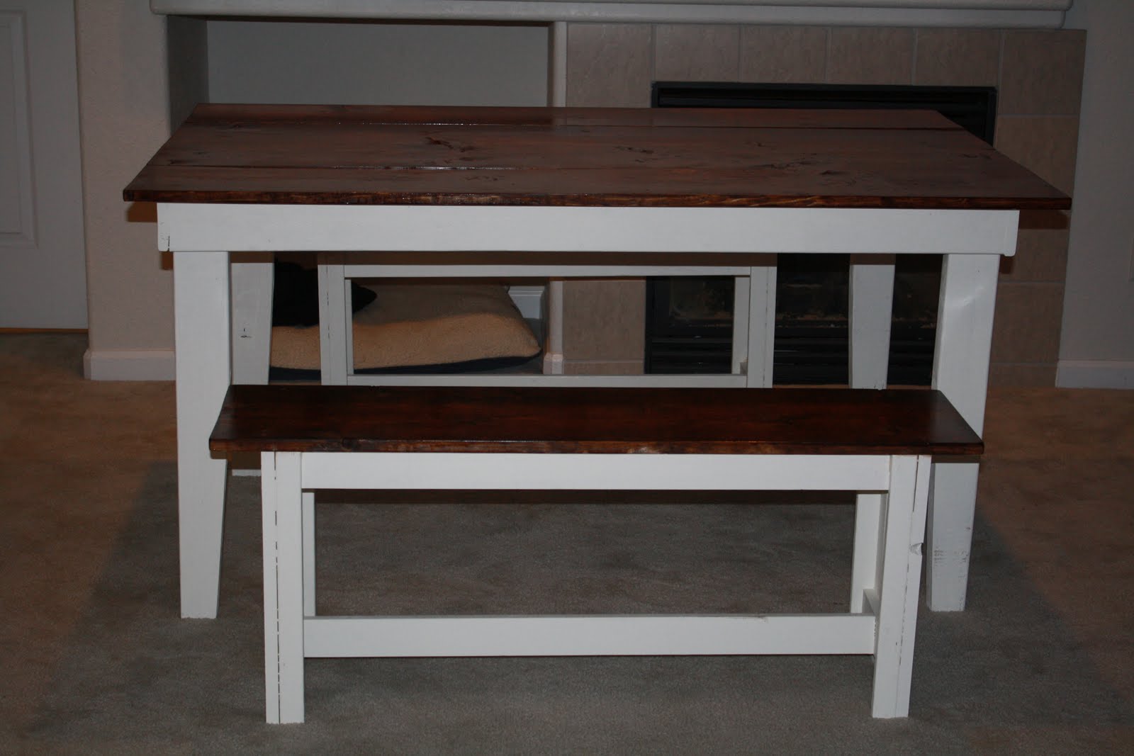Ana White Diningroom Table & Benches DIY Projects