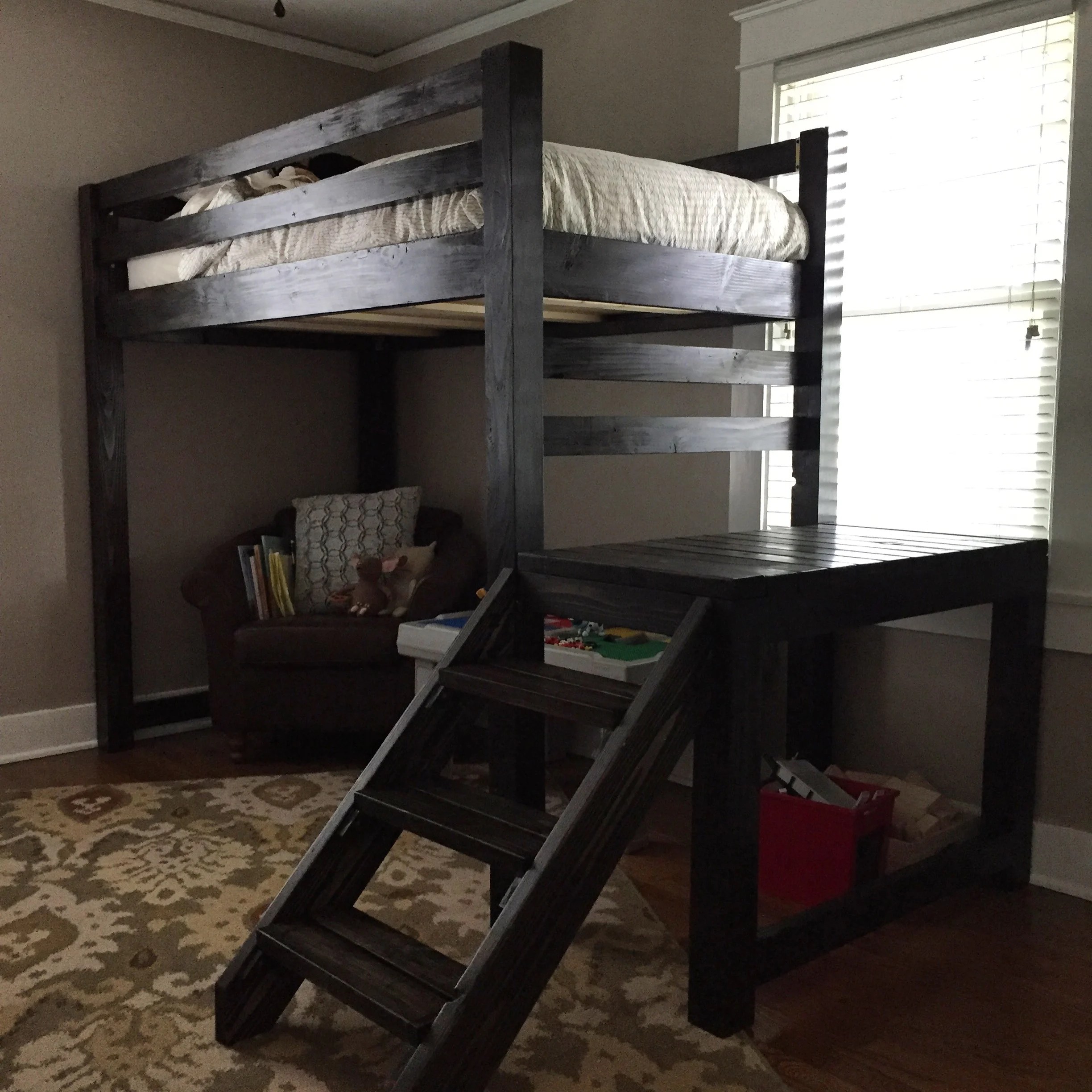 Modified junior loft bed Ana White