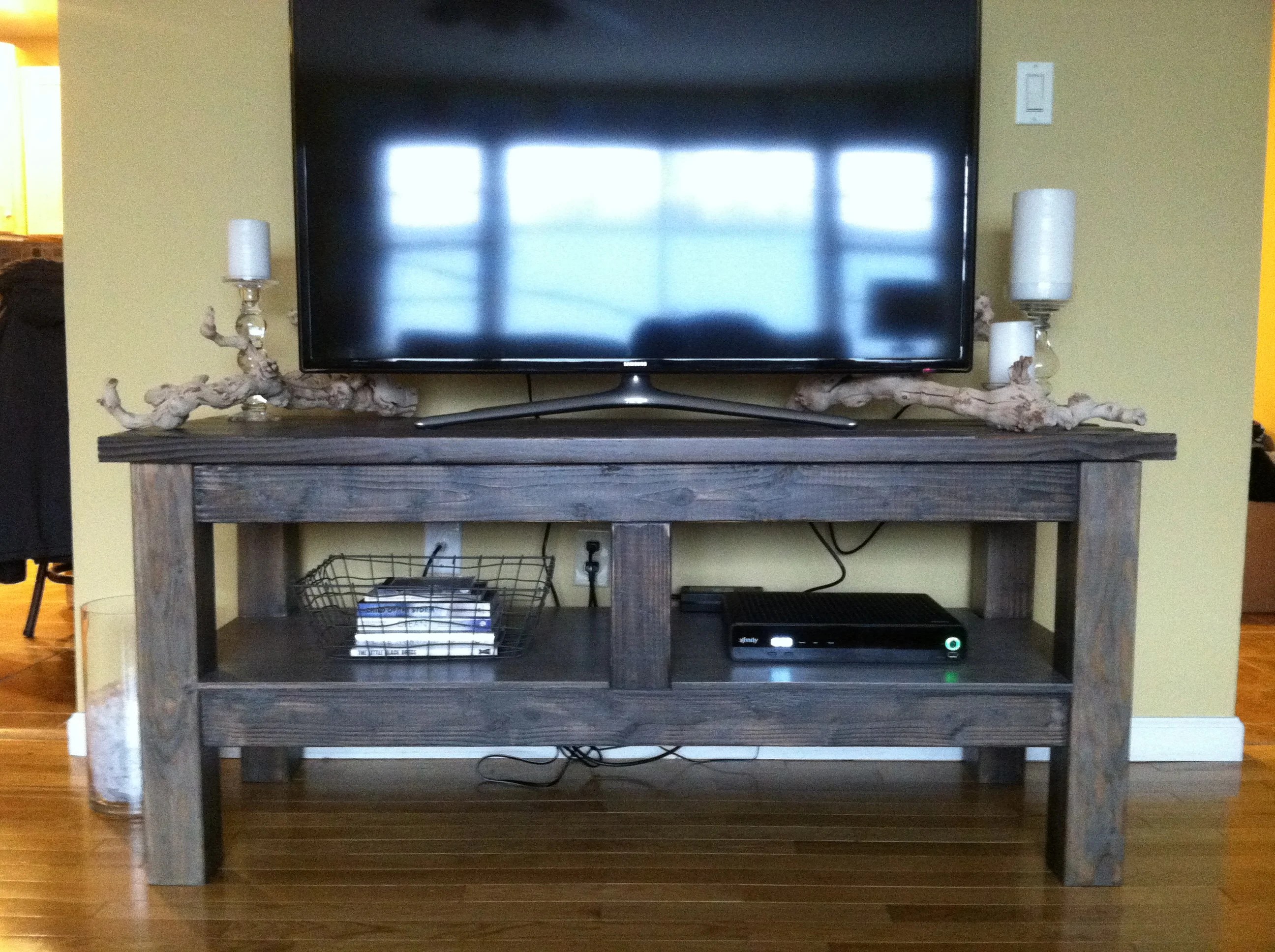 Ana White Taylor's Console Table DIY Projects