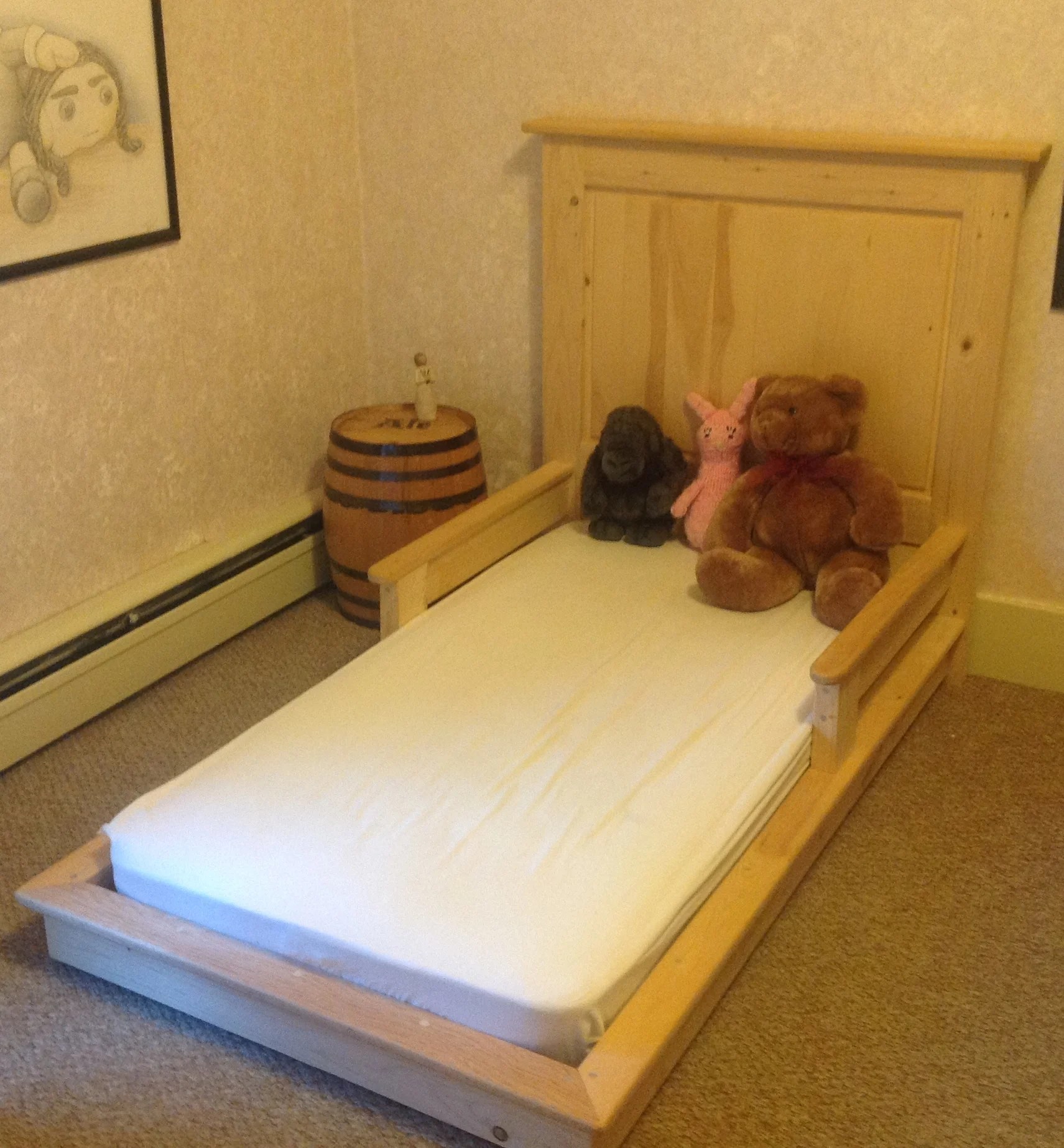 Toddler version of the platform bed Ana White