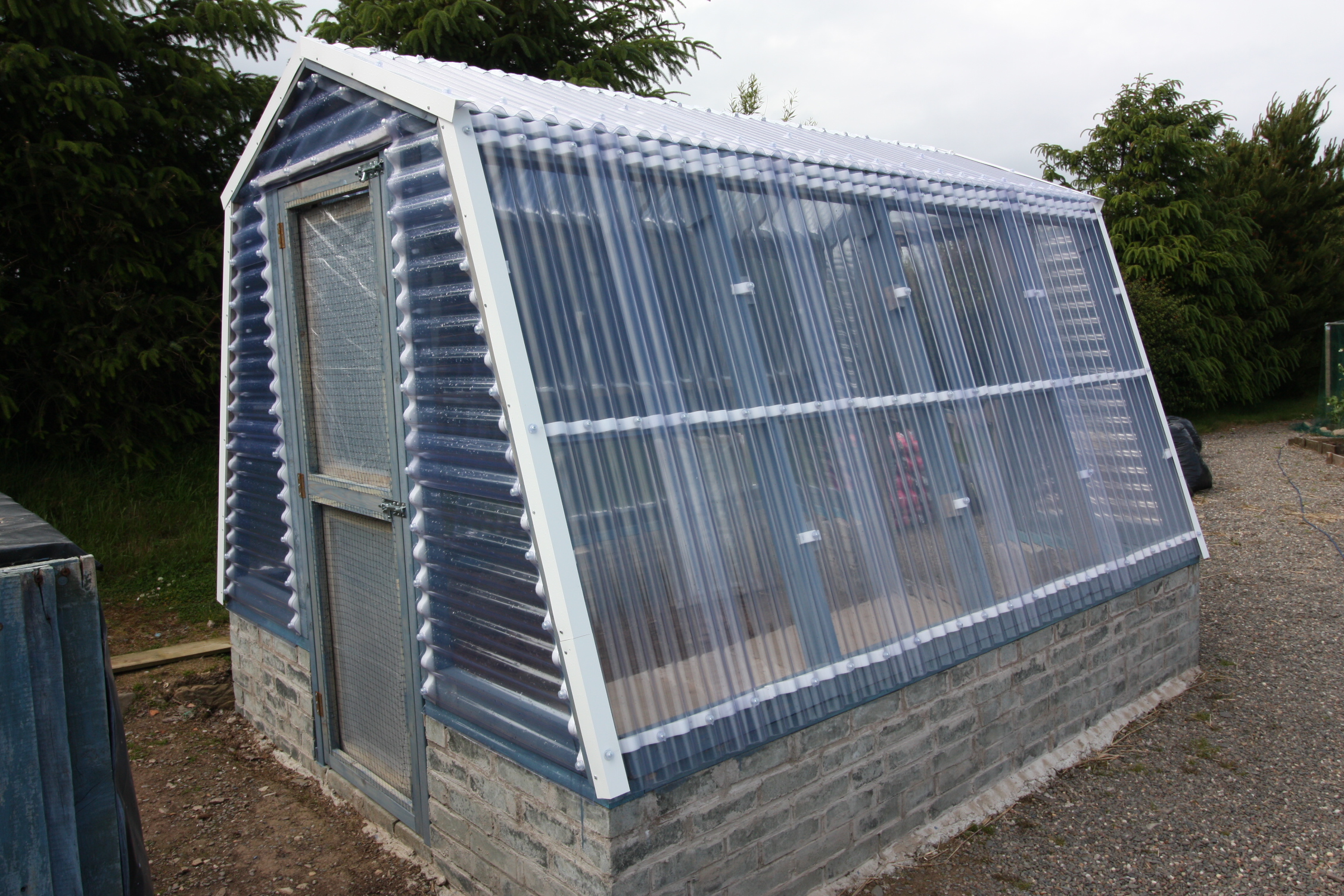 Diy Greenhouse Corrugated Plastic Greenhouses Diy