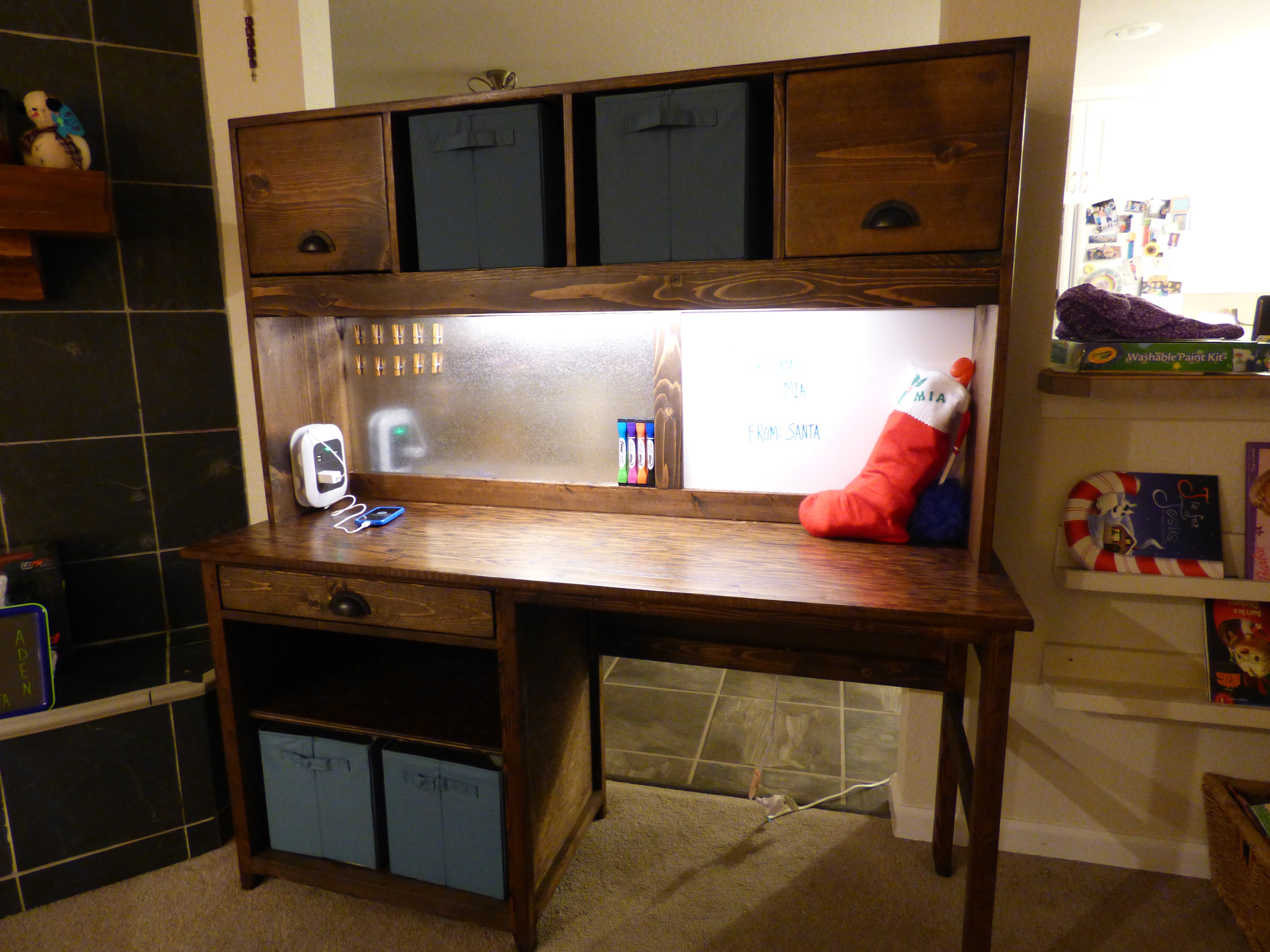 Desk & Hutch Ana White