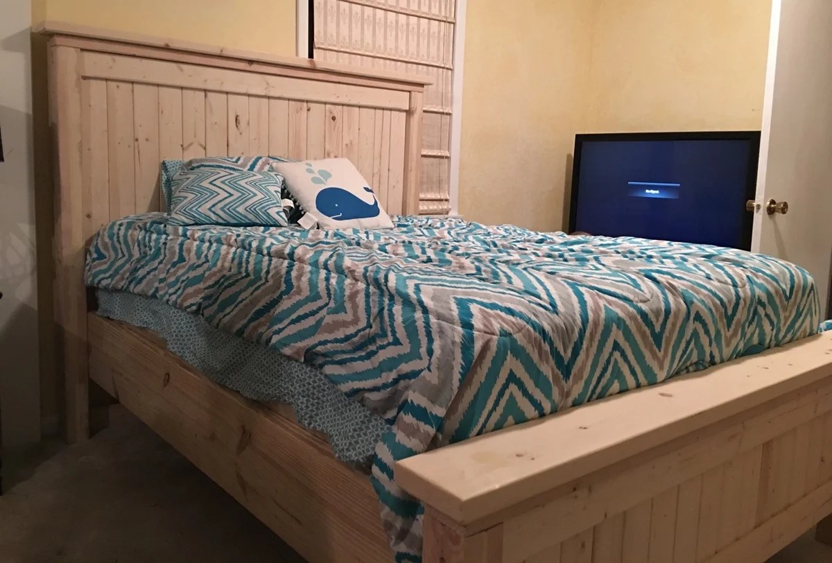 Ana White Full size farm house bed DIY Projects