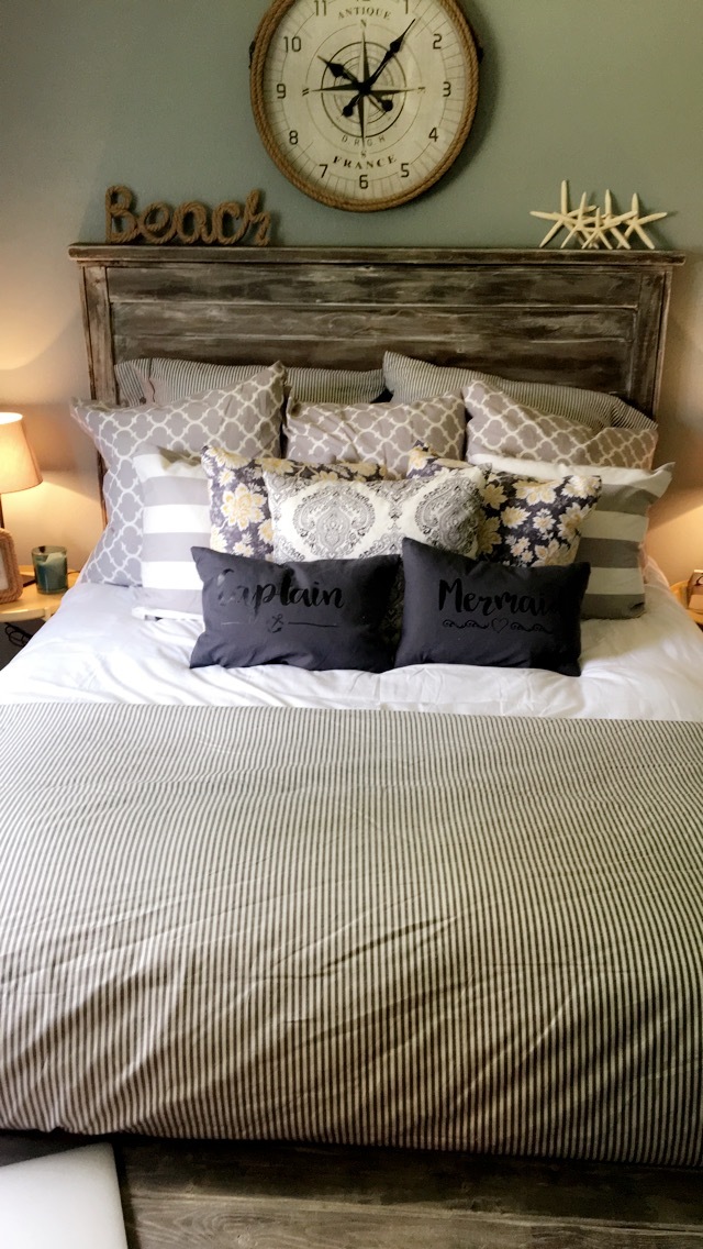 Ana White Reclaimed Wood Headboard, Queen sized DIY Projects