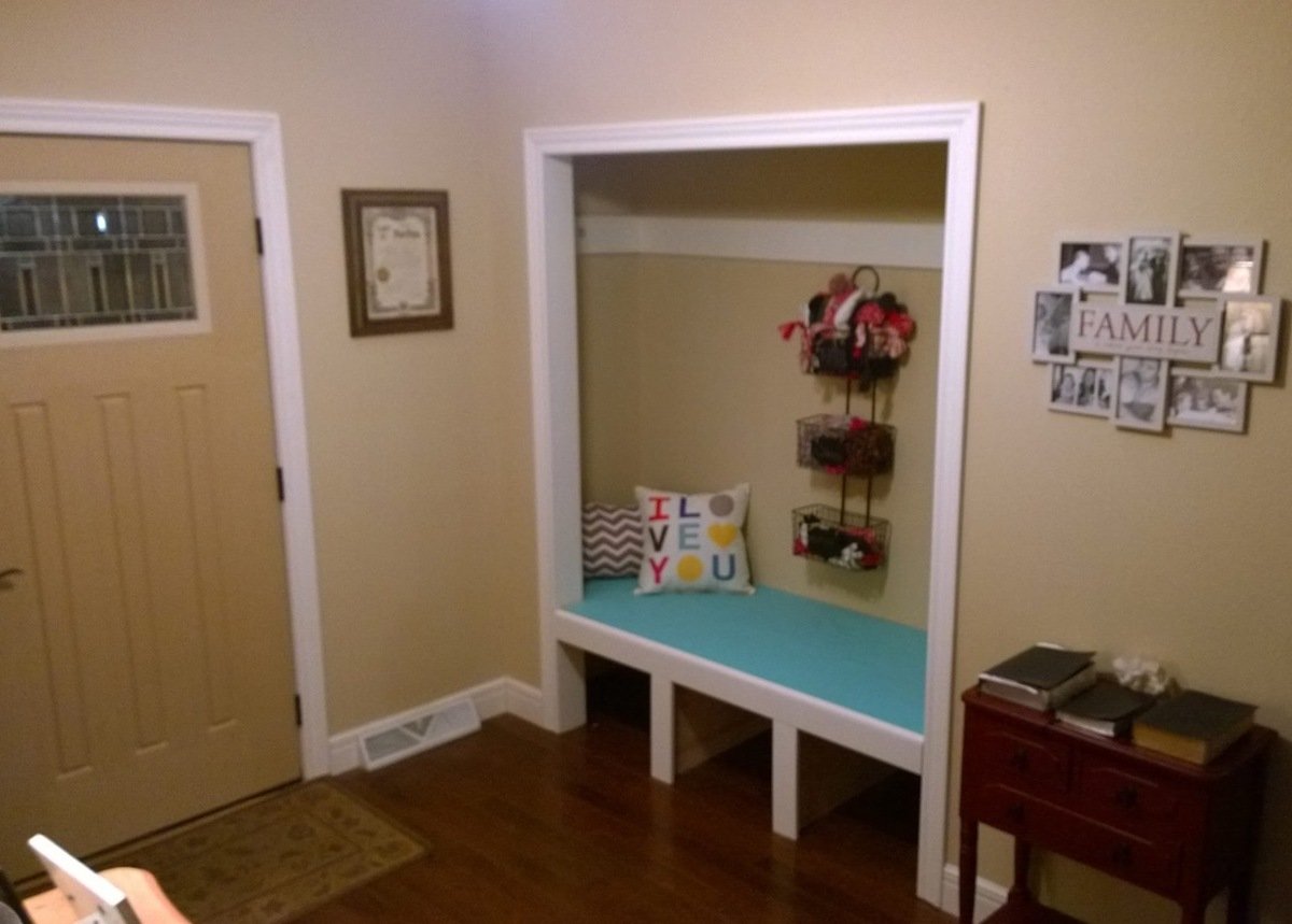 Ana White Entry closet turned bench DIY Projects