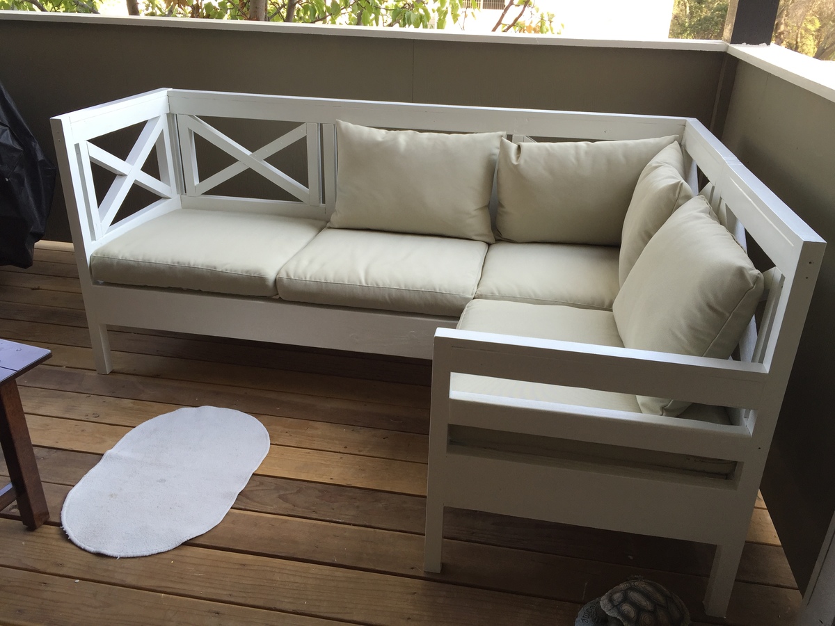 Ana White Weatherly outdoor sectional DIY Projects