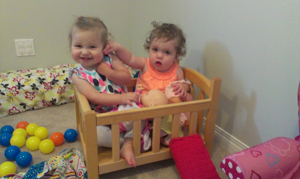 Keepsake doll crib and highchair Ana White