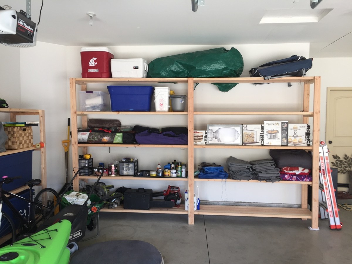 Ana White Awesome shelves! DIY Projects