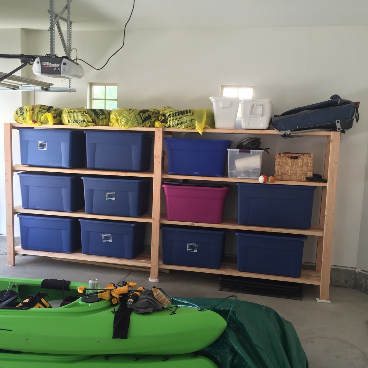 Ana White Awesome shelves! DIY Projects