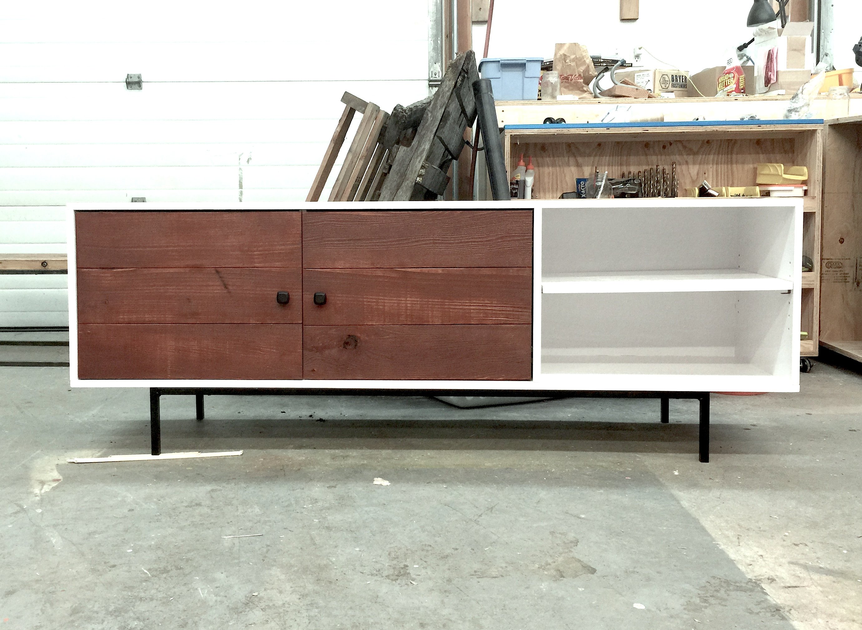 Ana White | Long Modern Media Console or Entertainment ... (2761 x 2018 Pixel)